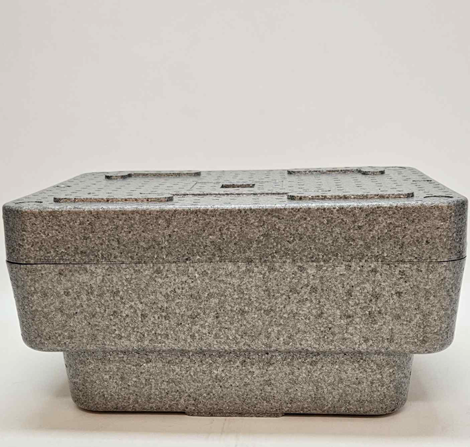 ㅇ 재질 : EPP ㅇ 규격 - 28L(490mm×360mm×255mm) - 55L(600mm×500mm×370mm) ㅇ 특징 - 내구성‧보냉성 우수 - 오염에 강하고, 세척 용이