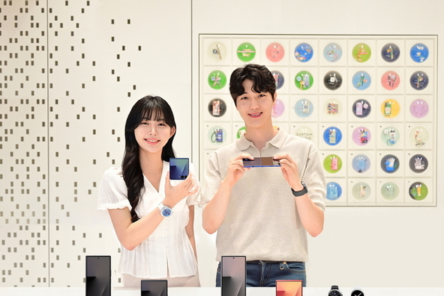 삼성전자, 폴더블 최다 사전 판매 달성… ‘갤럭시 Z 폴드7·플립7’ 및 워치8 시리즈 국내 선보여