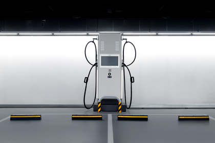 현대차그룹, 200kW 양팔형 E-pit 충전기 EV-Q 인증 획득